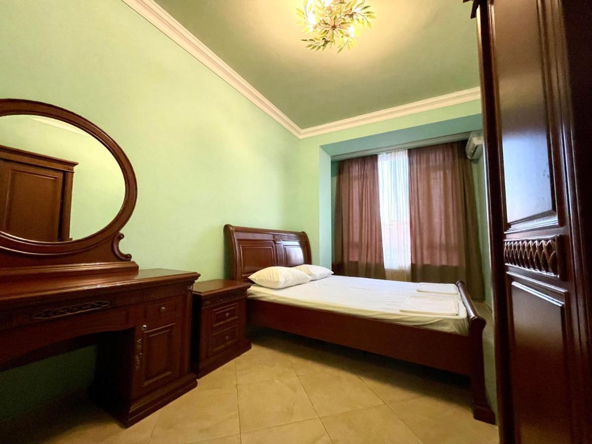 Apartments Emili Erevan Esterno foto