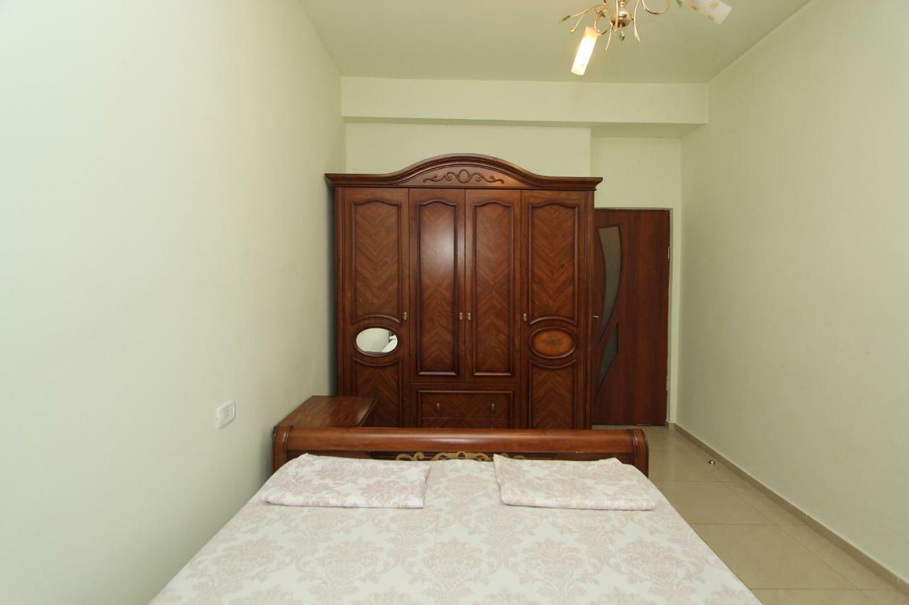 Apartments Emili Erevan Esterno foto