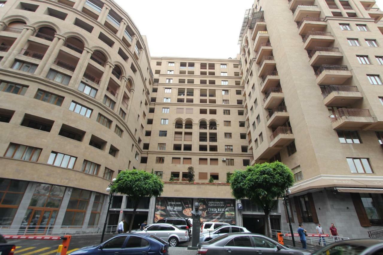 Apartments Emili Erevan Esterno foto